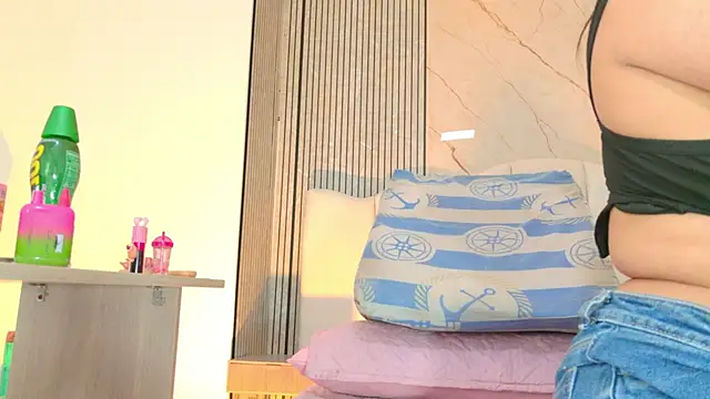 Sofia martiin online show from 04-01-26, 03:18