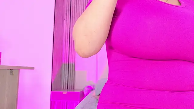 Sofia martiin online show from 04-25-26, 03:09