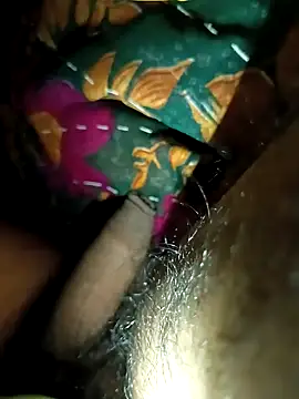 Snapshot of BrownPrez chatting on 12-12-24, 02:44 BrownPrez online show from 12-12-24, 02:44