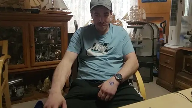 ScubaStevex online show from 03-29-26, 10:21