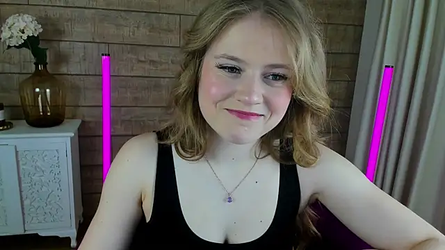 SelinSwarovski online show from 03-14-25, 07:34