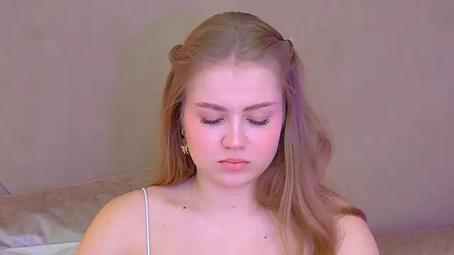 SelinSwarovski online show from 09-26-25, 04:11