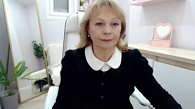 Milla Cutie18 online show from 03-03-25, 05:42