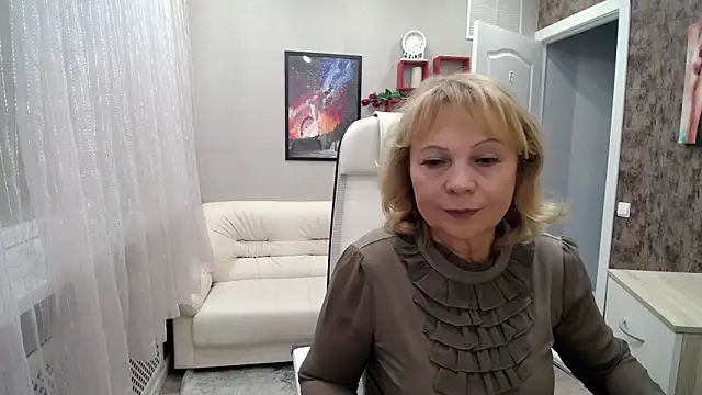 Milla Cutie18 online show from 03-12-25, 07:02