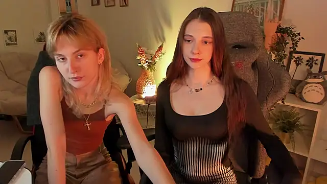 AveAngela online show from 01-16-25, 09:16