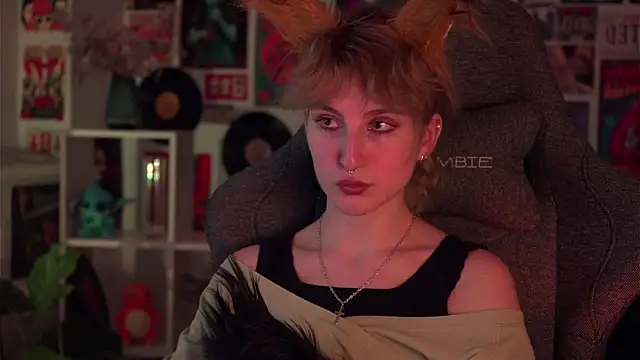 LuxRayi online show from 12-22-24, 09:11