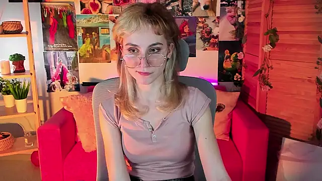 LuxRayi online show from 03-12-25, 09:35