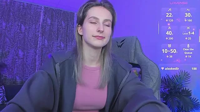 LuxRayi online show from 09-12-25, 08:53