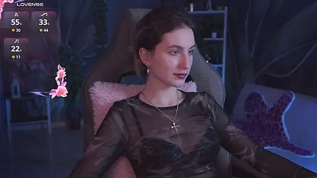 LuxRayi online show from 01-14-26, 05:57