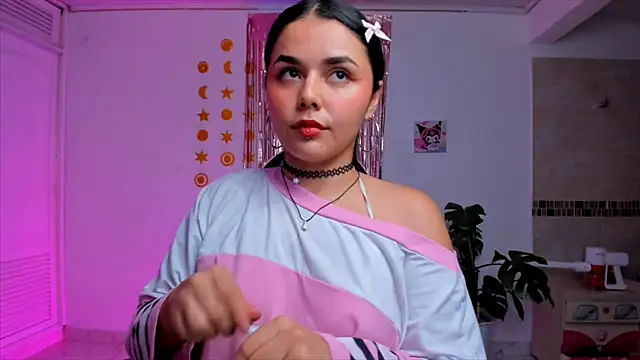 Snapshot of Kaoriyoshii chatting on 10-23-25, 09:35 Kaoriyoshii online show from 10-23-25, 09:35