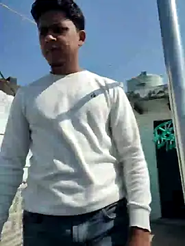 Snapshot of sailord chatting on 02-08-25, 07:26 sailord online show from 02-08-25, 07:26