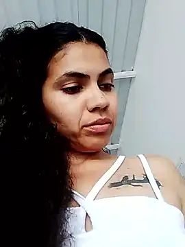 Snapshot of 02julieta chatting on 10-19-25, 09:26 02julieta online show from 10-19-25, 09:26