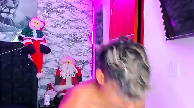 Snapshot of Owen_Muzcle chatting on 12-04-24, 03:32 Owen Muzcle online show from 12-04-24, 03:32