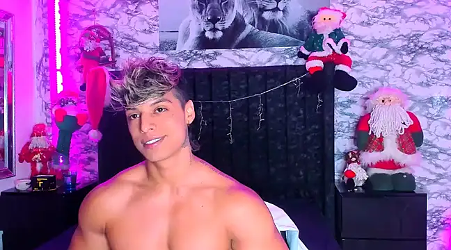 Snapshot of Owen_Muzcle chatting on 12-11-24, 10:14 Owen Muzcle online show from 12-11-24, 10:14