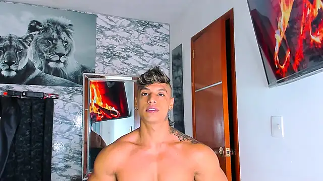 Snapshot of Owen_Muzcle chatting on 02-26-25, 04:36 Owen Muzcle online show from 02-26-25, 04:36