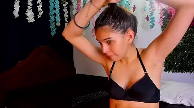 kattyandtom2 online show from 03-08-25, 09:39