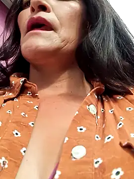 Snapshot of celeste-30_ chatting on 02-25-25, 08:30 celeste-30 online show from 02-25-25, 08:30