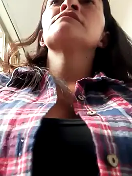 Snapshot of celeste-30_ chatting on 03-04-25, 05:45 celeste-30 online show from 03-04-25, 05:45