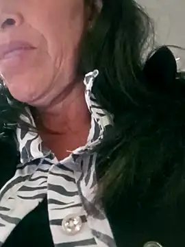 Snapshot of celeste-30_ chatting on 03-05-25, 11:38 celeste-30 online show from 03-05-25, 11:38