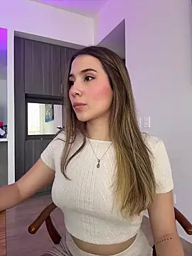 SophieRaily  online show from 02-12-25, 09:01