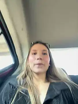 SophieRaily  online show from 02-21-25, 05:20