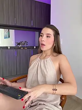 SophieRaily  online show from 03-20-25, 09:24