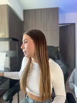 SophieRaily  online show from 11-06-25, 06:42