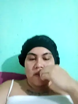 Marilin Jessie online show from 12-15-25, 01:15