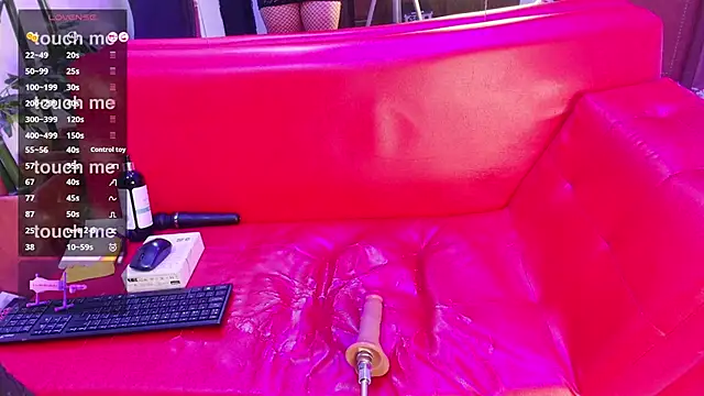 Snapshot of GinnaGrace chatting on 01-23-25, 12:30 GinnaGrace online show from 01-23-25, 12:30