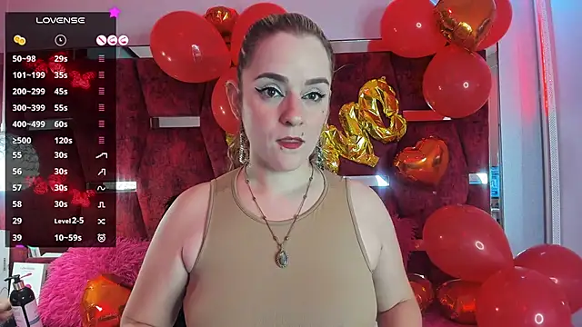 Snapshot of GinnaGrace chatting on 02-07-25, 12:39 GinnaGrace online show from 02-07-25, 12:39