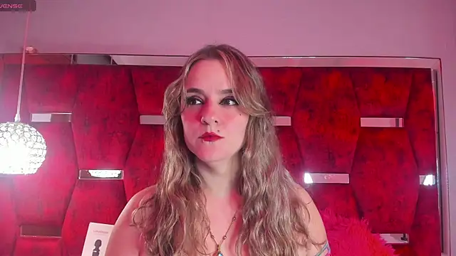 Snapshot of GinnaGrace chatting on 03-11-25, 01:56 GinnaGrace online show from 03-11-25, 01:56