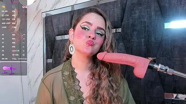 Snapshot of GinnaGrace chatting on 10-04-25, 01:31 GinnaGrace online show from 10-04-25, 01:31