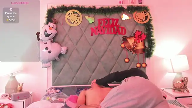 Snapshot of Katherin_jupiter chatting on 12-29-24, 01:56 Katherin jupiter online show from 12-29-24, 01:56