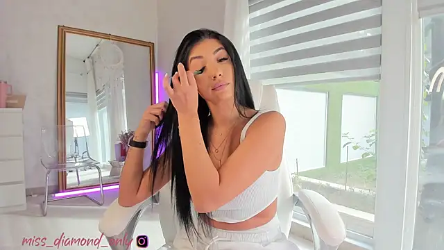 missdiamond  online show from 09-27-25, 07:24