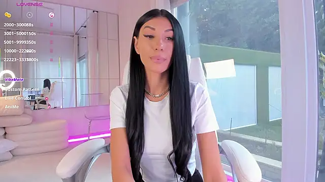 missdiamond  online show from 12-19-25, 08:10