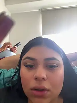 Snapshot of alissonfernandez_ chatting on 02-01-25, 02:13 alissonfernandez online show from 02-01-25, 02:13