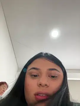 Snapshot of alissonfernandez_ chatting on 02-08-25, 03:21 alissonfernandez online show from 02-08-25, 03:21