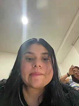 Snapshot of alissonfernandez_ chatting on 02-21-25, 11:44 alissonfernandez online show from 02-21-25, 11:44