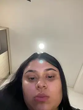 Snapshot of alissonfernandez_ chatting on 02-22-25, 04:51 alissonfernandez online show from 02-22-25, 04:51