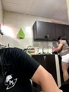 Snapshot of alissonfernandez_ chatting on 09-14-25, 09:03 alissonfernandez online show from 09-14-25, 09:03