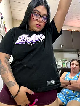 Snapshot of alissonfernandez_ chatting on 10-03-25, 12:57 alissonfernandez online show from 10-03-25, 12:57