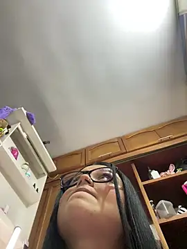 alissonfernandez  online show from 01-17-26, 10:35