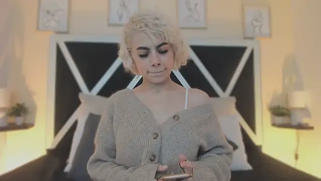 Snapshot of marian_pinzon chatting on 12-05-25, 02:31 marian pinzon online show from 12-05-25, 02:31