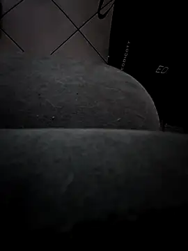 Snapshot of HardWolf2024 chatting on 12-11-24, 09:12 HardWolf2024 online show from 12-11-24, 09:12