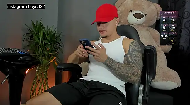 boyc022  online show from 02-28-25, 11:56