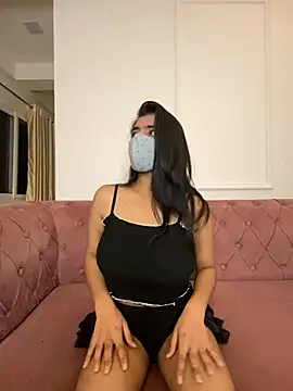 Snapshot of Emmy_kapoor chatting on 01-29-25, 10:01 Emmy kapoor online show from 01-29-25, 10:01