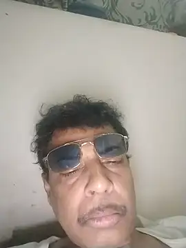 VastNoon95 online show from 05-26-26, 06:04