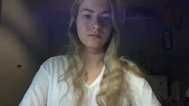 Snapshot of ROSIEx_sweet chatting on 01-09-26, 07:44 ROSIEx sweet online show from 01-09-26, 07:44