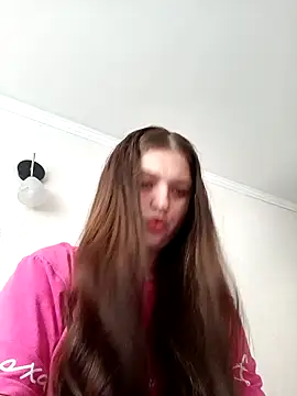 Snapshot of kila_lo chatting on 12-15-25, 12:20 kila lo online show from 12-15-25, 12:20