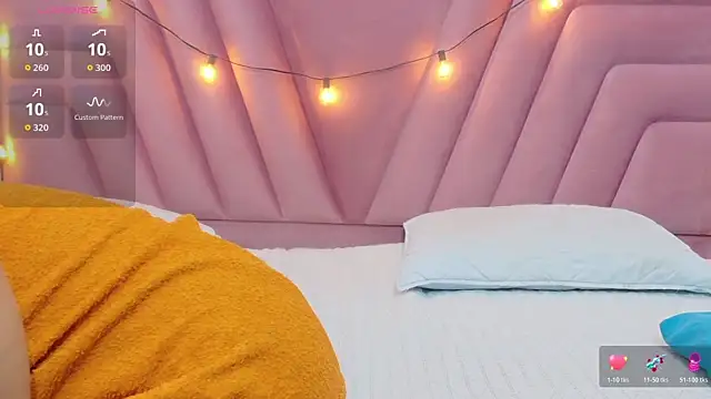 Snapshot of hornybarelylegalgirl chatting on 11-04-25, 12:59 hornybarelylegalgirl online show from 11-04-25, 12:59